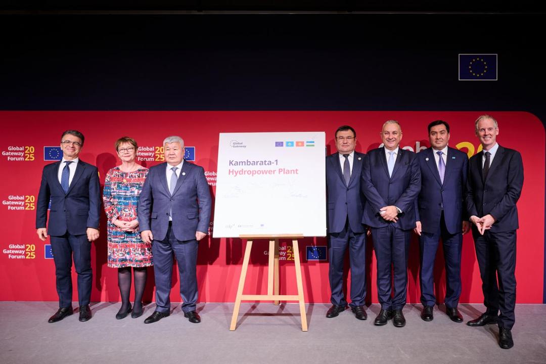 Image d'illustration pour: EBRD Backs Trilateral Effort on Central Asia's Largest Hydropower Project - The Astana Times