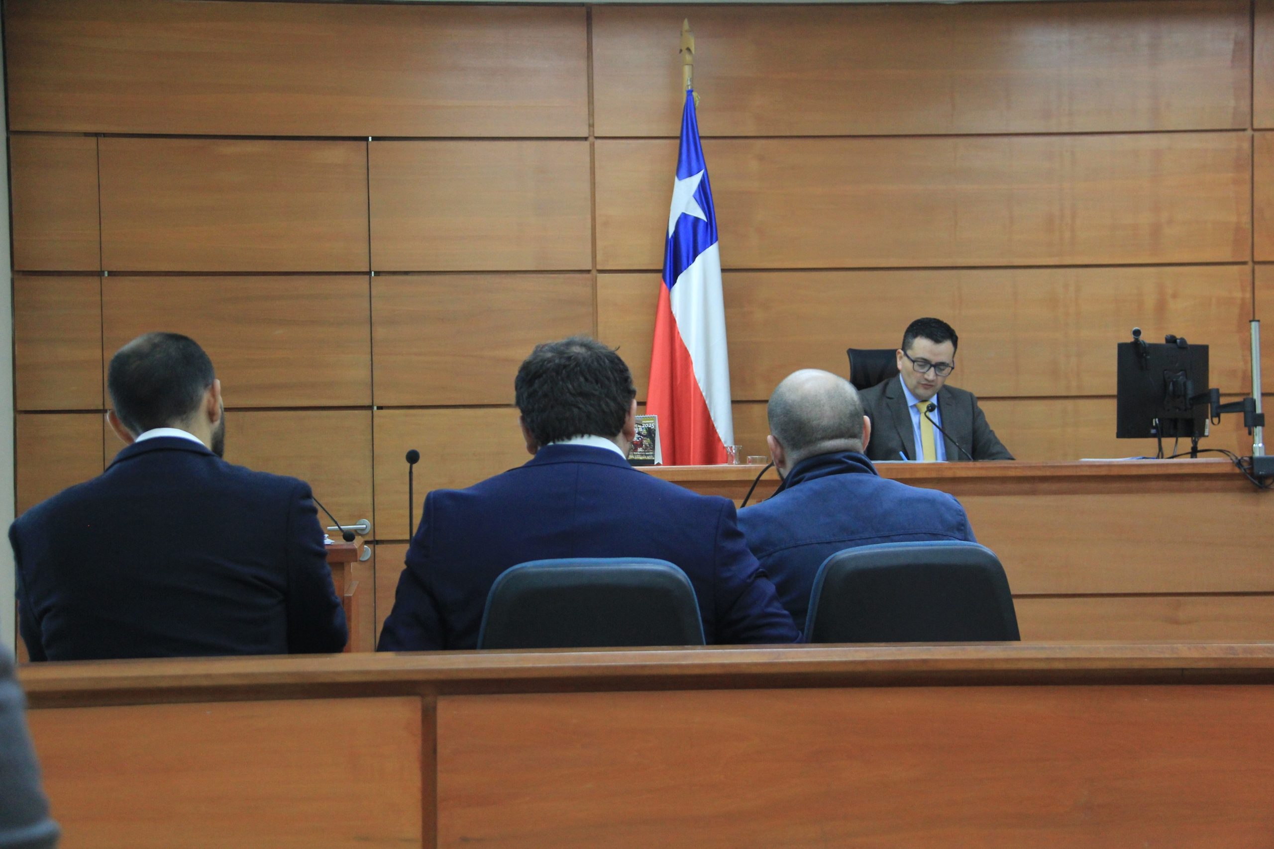 Image d'illustration pour: Dos doctores fueron formalizados por presunta negligencia médica - Diario La Prensa