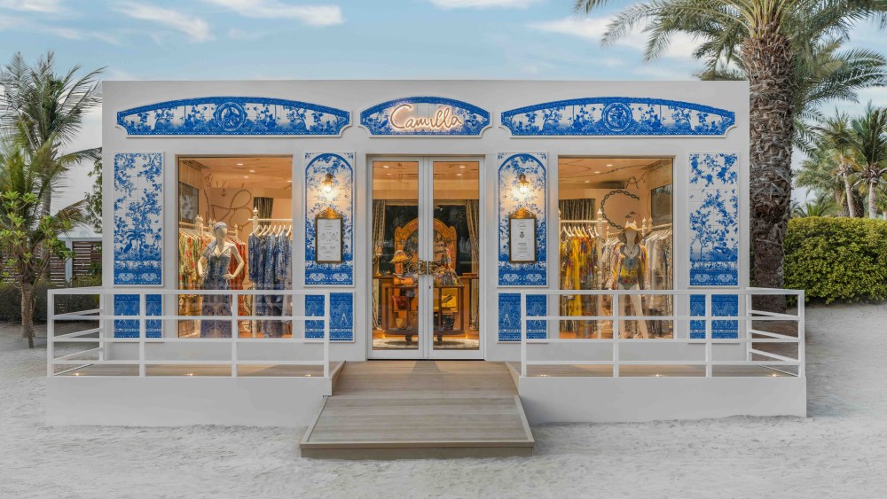 Image d'illustration pour: EXCLUSIVE: Camilla Opens Beach Boutique at Dubai's Atlantis, The Palm Resort