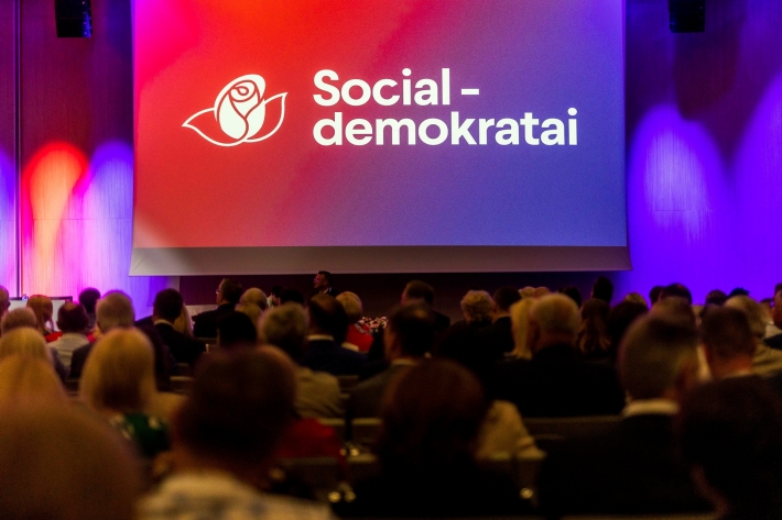 Image d'illustration pour: Valdantieji socialdemokratai diskutuos apie koalicijos ateitį | Naujiena | BNS.lt