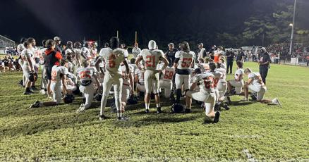 Image d'illustration pour: Prep football: Alexandria routs Ashville to set up huge matchup with Cherokee County next week