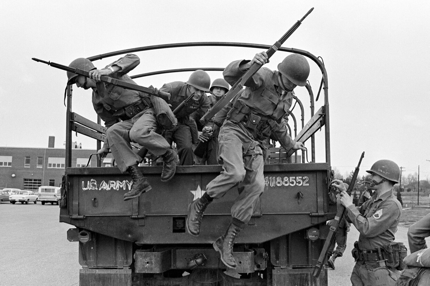 Image d'illustration pour: As the National Guard enters Memphis, memories of MLK and 1968 unrest resurface