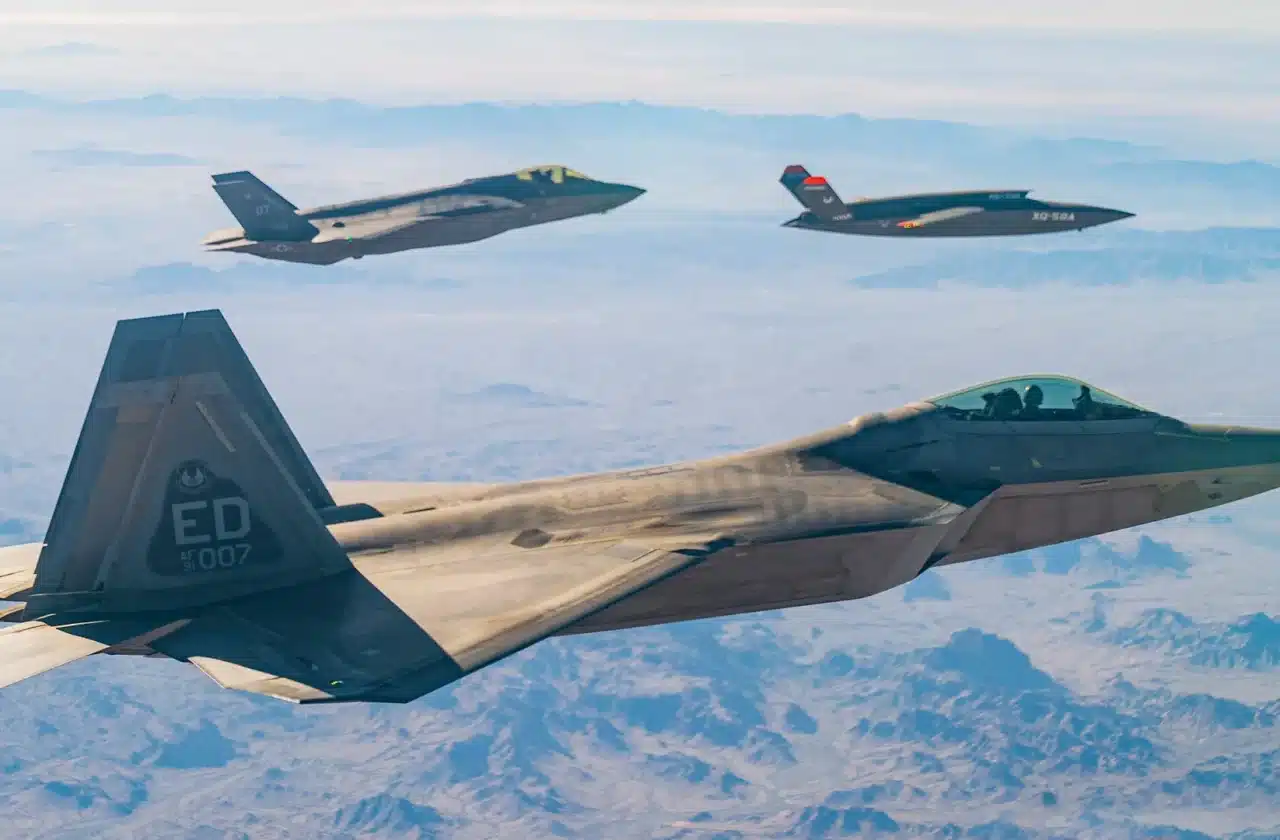 Image d'illustration pour: La Danimarca non bada a spese: 4,5 miliardi per gli F-35 e la mossa "Wingman" nell'Artico