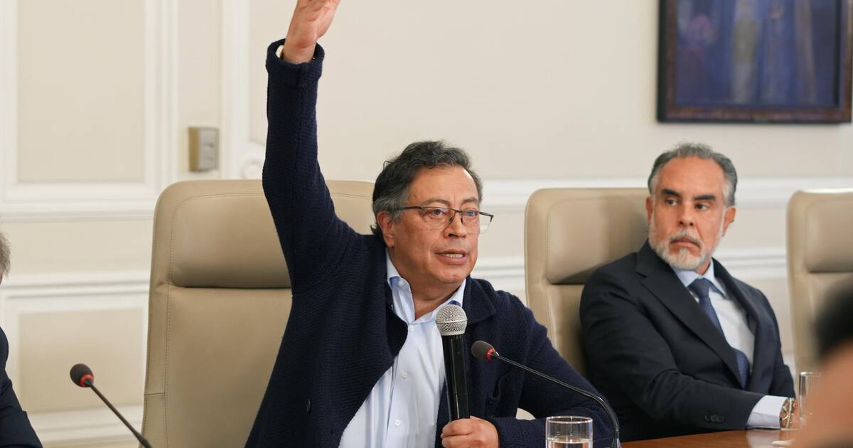 Image d'illustration pour: Gustavo Petro cuestiona a Nobel de la Paz, Corina Machado, por carta a Netanyahu: "¿Cómo un genocida podría ayudar a hacer la paz en Venezuela?"