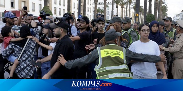 Image d'illustration pour: Gen Z Maroko Jeda Demo, Ancam Pemerintah dengan Aksi Lebih Besar
