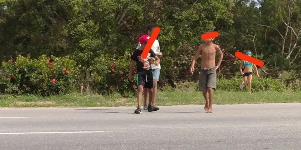 Image d'illustration pour: Mendicidad infantil en Cuba: la crisis también alcanza a los menores
