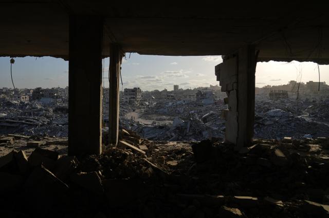 Image d'illustration pour: Israel expects hostages to be freed from Gaza 'in a few hours' as ceasefire holds