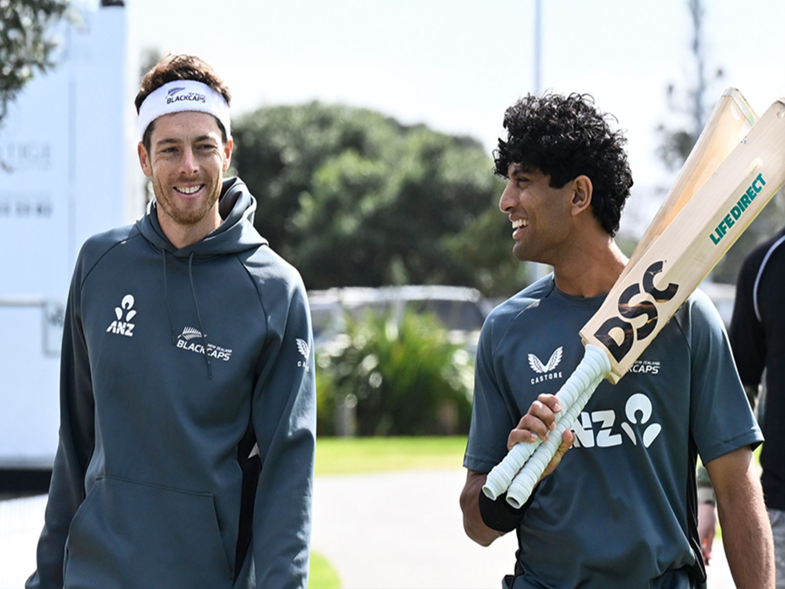 Image d'illustration pour: Santner, Rachin return as NZ announce squad for home T20Is against England