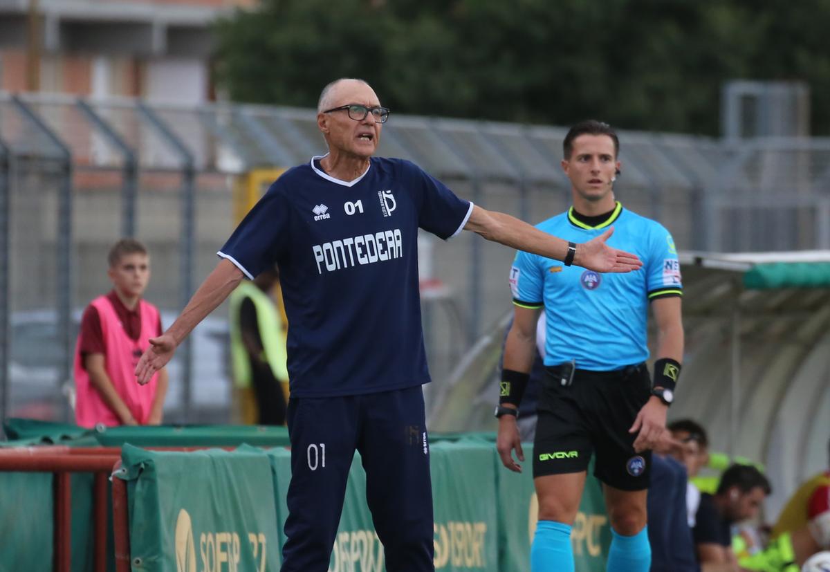 Image d'illustration pour: Ascoli-Pontedera 5-0, una cinquina che fa male