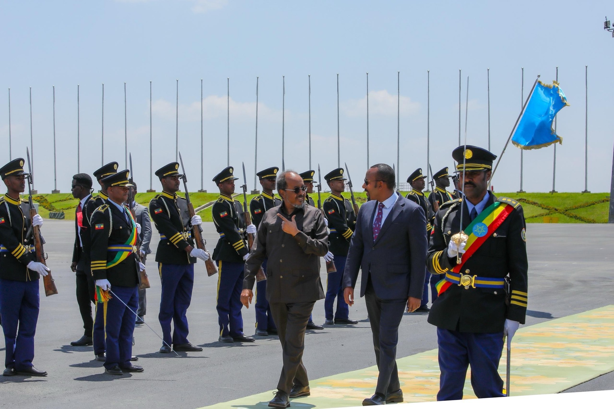 Image d'illustration pour: President Hassan Sheikh Mohamud Meets with Ethiopian Prime Minister Abiy Ahmed in Addis Ababa