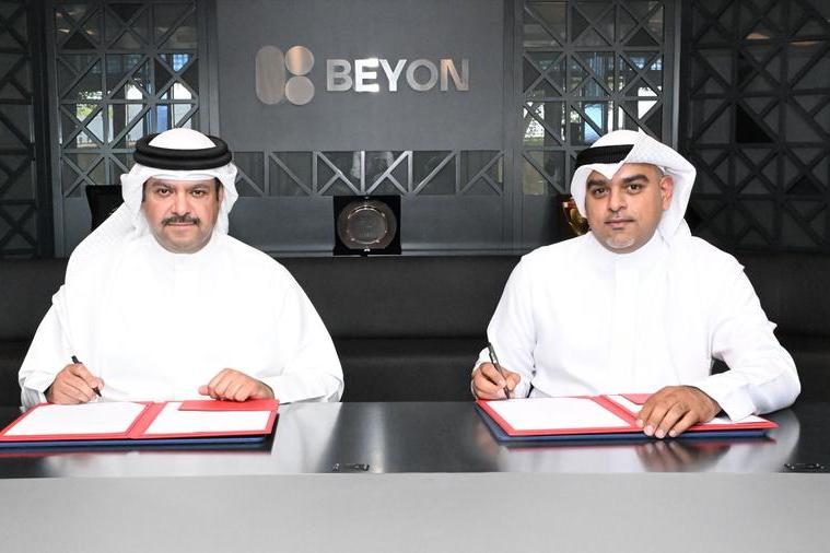 Image d'illustration pour: تعزيز الشراكة بين بتلكو، إحدى شركات Beyon وسوق الشرطة بوزارة الداخلية