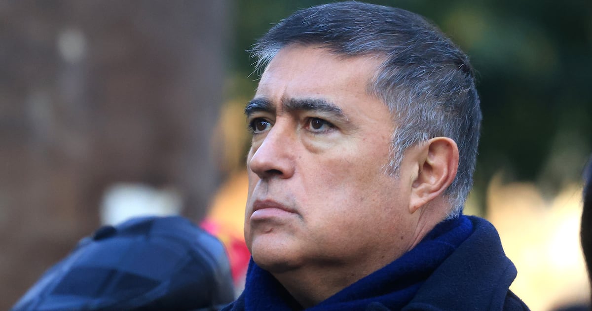 Image d'illustration pour: Desbordes cuestiona concepto de "parásitos" del Estado: "No aplica a la enorme mayoría de los funcionarios" - La Tercera