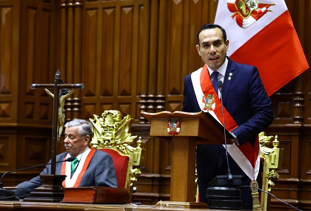 Image d'illustration pour: Perú.- El nuevo presidente Perú sigue sin encontrar primer ministro...