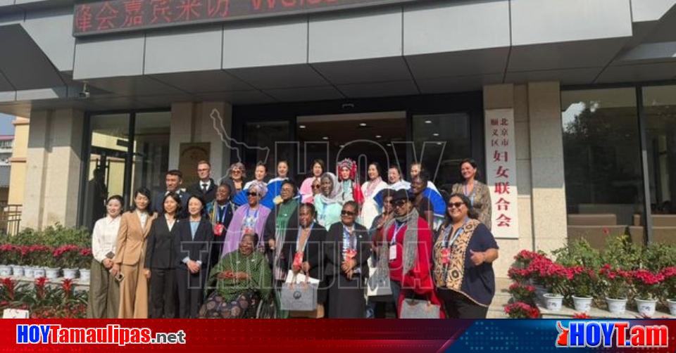 Image d'illustration pour: México participa en Cumbre Mundial de Mujeres en China