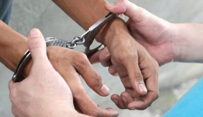 Image d'illustration pour: Cinco colombianos y dos ecuatorianas detenidos en un operativo contra la minería ilegal