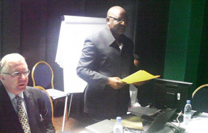 Image d'illustration pour: Cameroun : la Douane resserre l'étau fiscal sur les exportations de fer et de bauxite