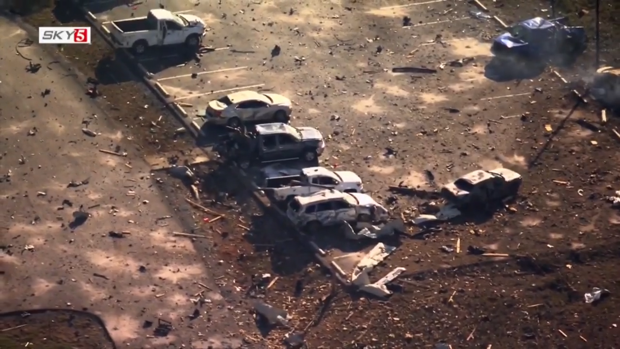 Image d'illustration pour: Authorities identify remains of 14 of 16 victims in Tennessee explosion - WSVN 7News | Miami News, Weather, Sports | Fort Lauderdale