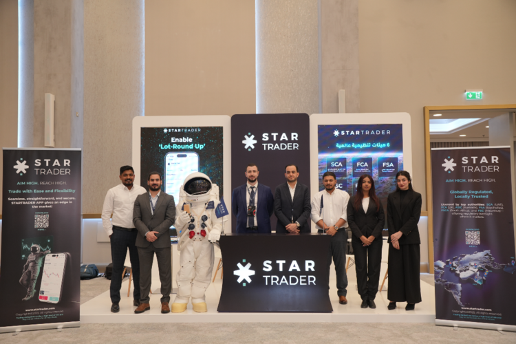 Image d'illustration pour: Startrader wins the award of global forex trading app of the year