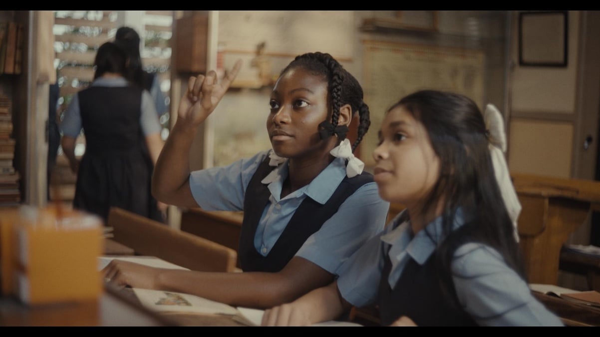 Image d'illustration pour: Fri Fri Suriname: 3-delige docudrama over vijftig jaar onafhankelijkheid Suriname