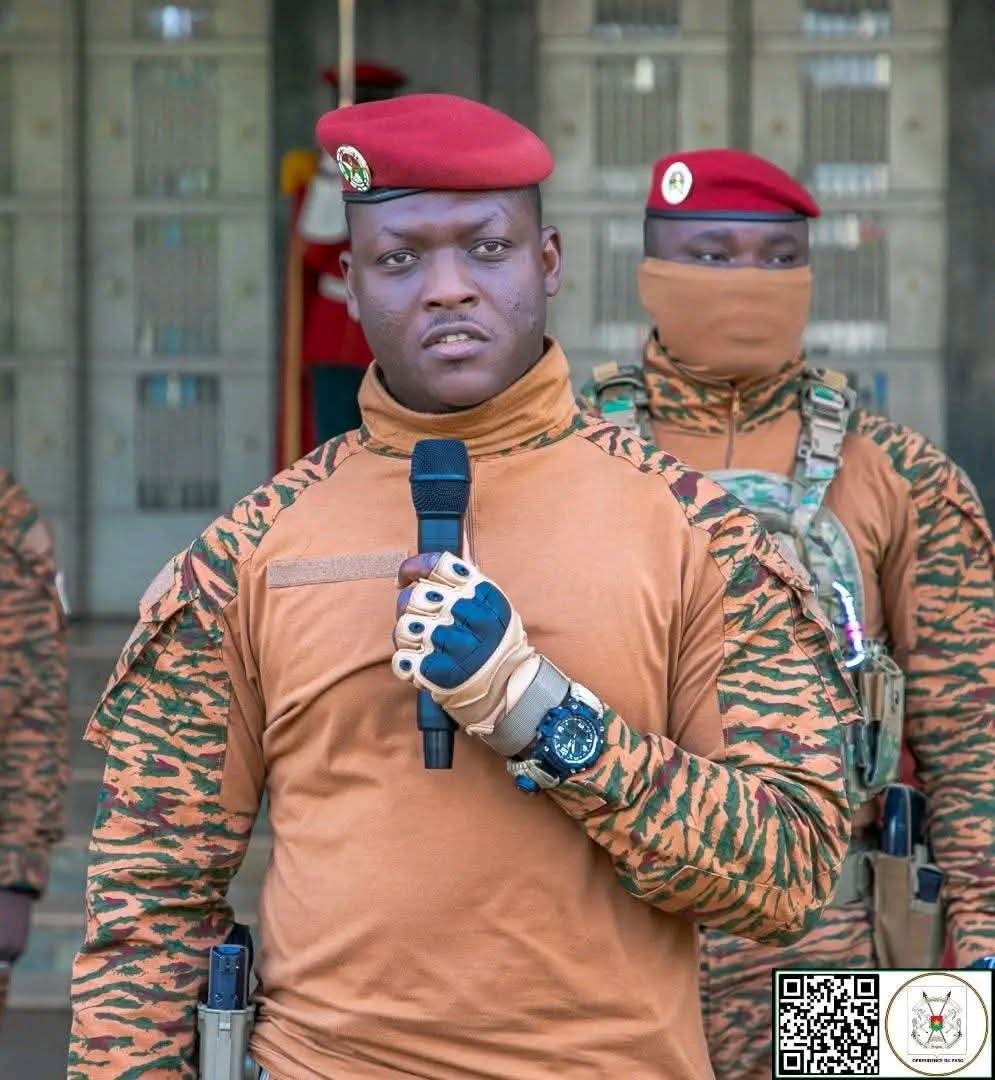 Image d'illustration pour: Burkina Faso : le Capitaine Traoré rend un hommage vibrant à Thomas Sankara et annonce un Mémorial national