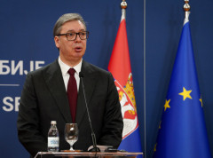 Image d'illustration pour: Vučić: Veći problem za NIS finansijske transakcije, stigla iz SAD upozorenja za NBS