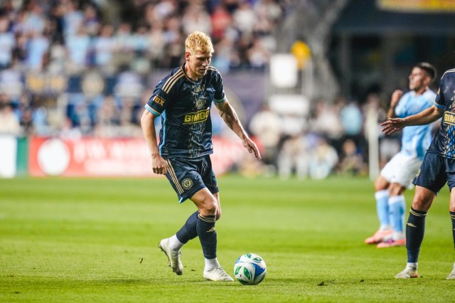 Image d'illustration pour: Union playing for history, momentum in finale at Charlotte