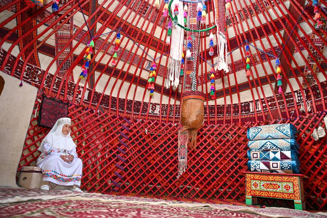 Image d'illustration pour: Kazakhstan Presents Unique Yurt to TURKSOY Headquarters in Ankara - The Astana Times