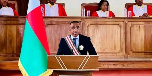 Image d'illustration pour: Le Colonel Michaël Randrianirina annonce une transition sous le signe de la refondation et de la rigueur - Madagascar-Tribune.com