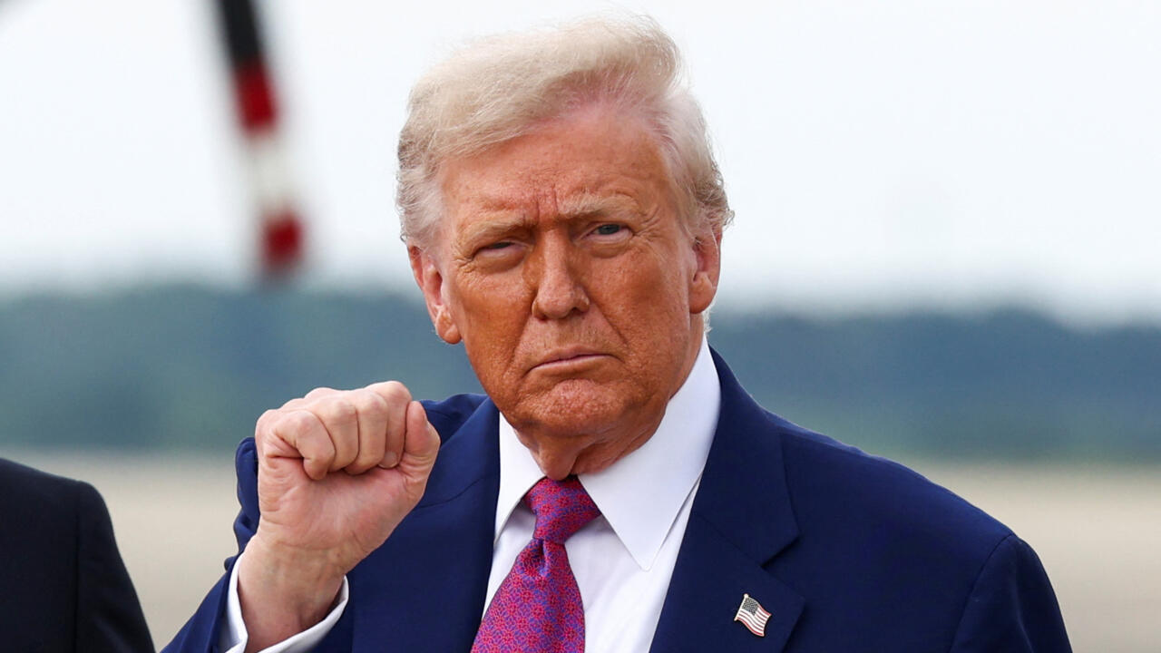 Donald Trump’s Contrasting Messages on Strikes in Iran and Promises of Peace
